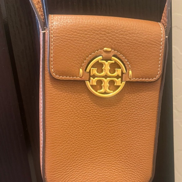 Tory Burch Handbags - Tory Burch Brown Leather Handbag
